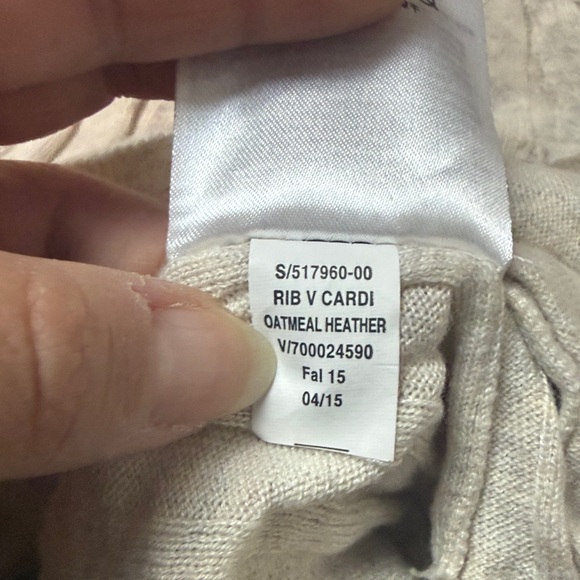 GAP Women's Light Beige Cardigan Sweater Rib Oatmeal Heather size Large - Picture 6 of 6